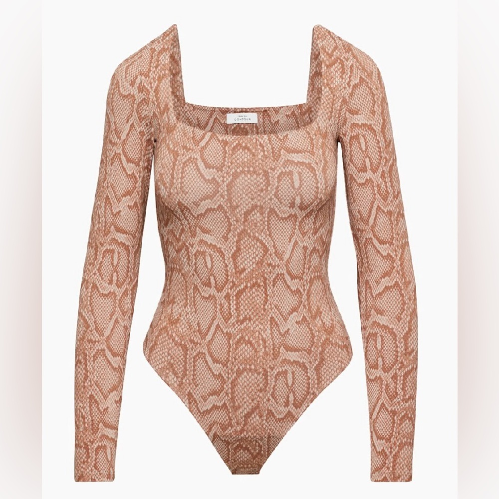 NWT Aritzia Babaton Snakeskin Long Sleeve Square Neckline Tong Bodysuit Size XS